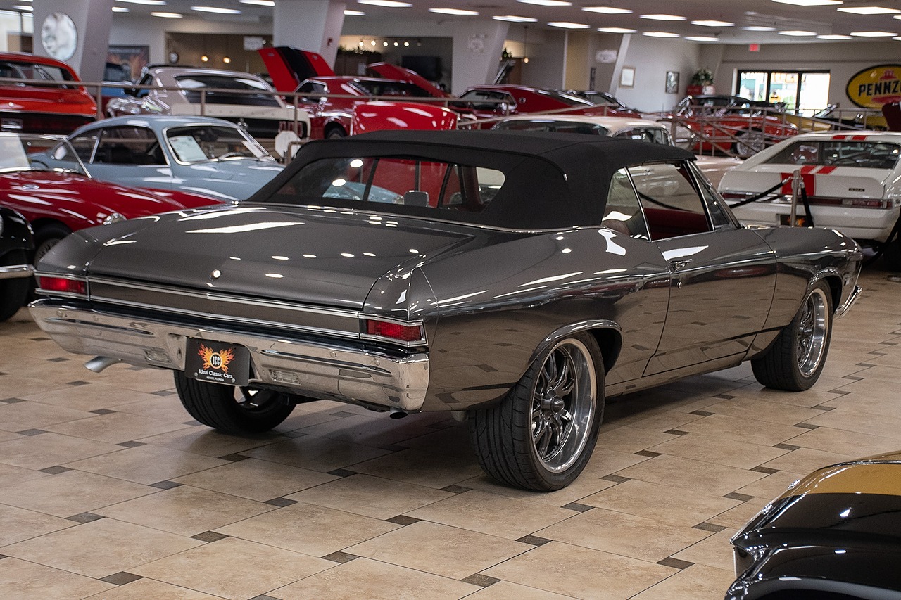1968 Gray Metallic Chevrolet Chevelle Restomod - F.I. 496C.I. V8 Convertible