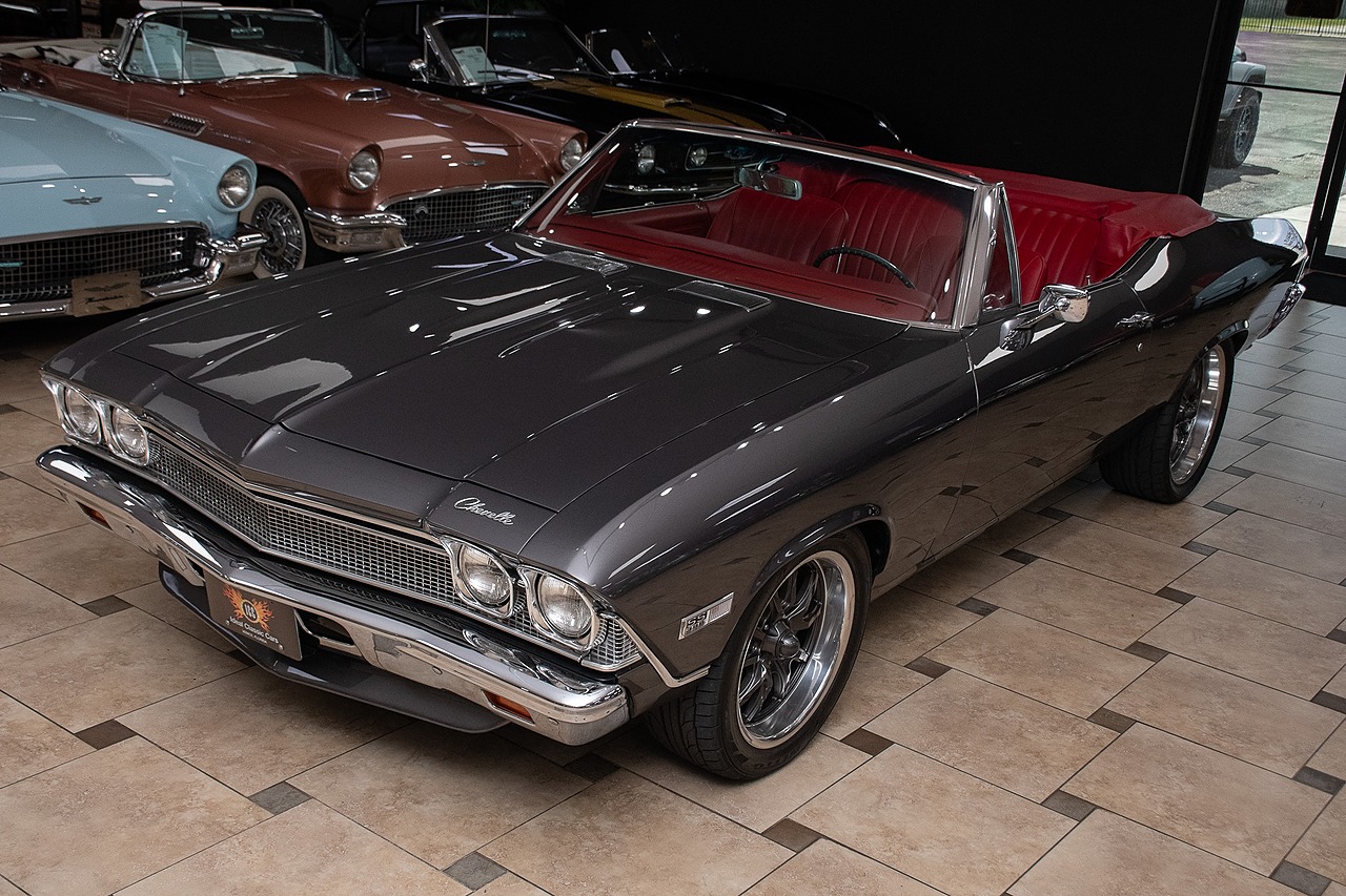 1968 Gray Metallic Chevrolet Chevelle Restomod - F.I. 496C.I. V8 Convertible