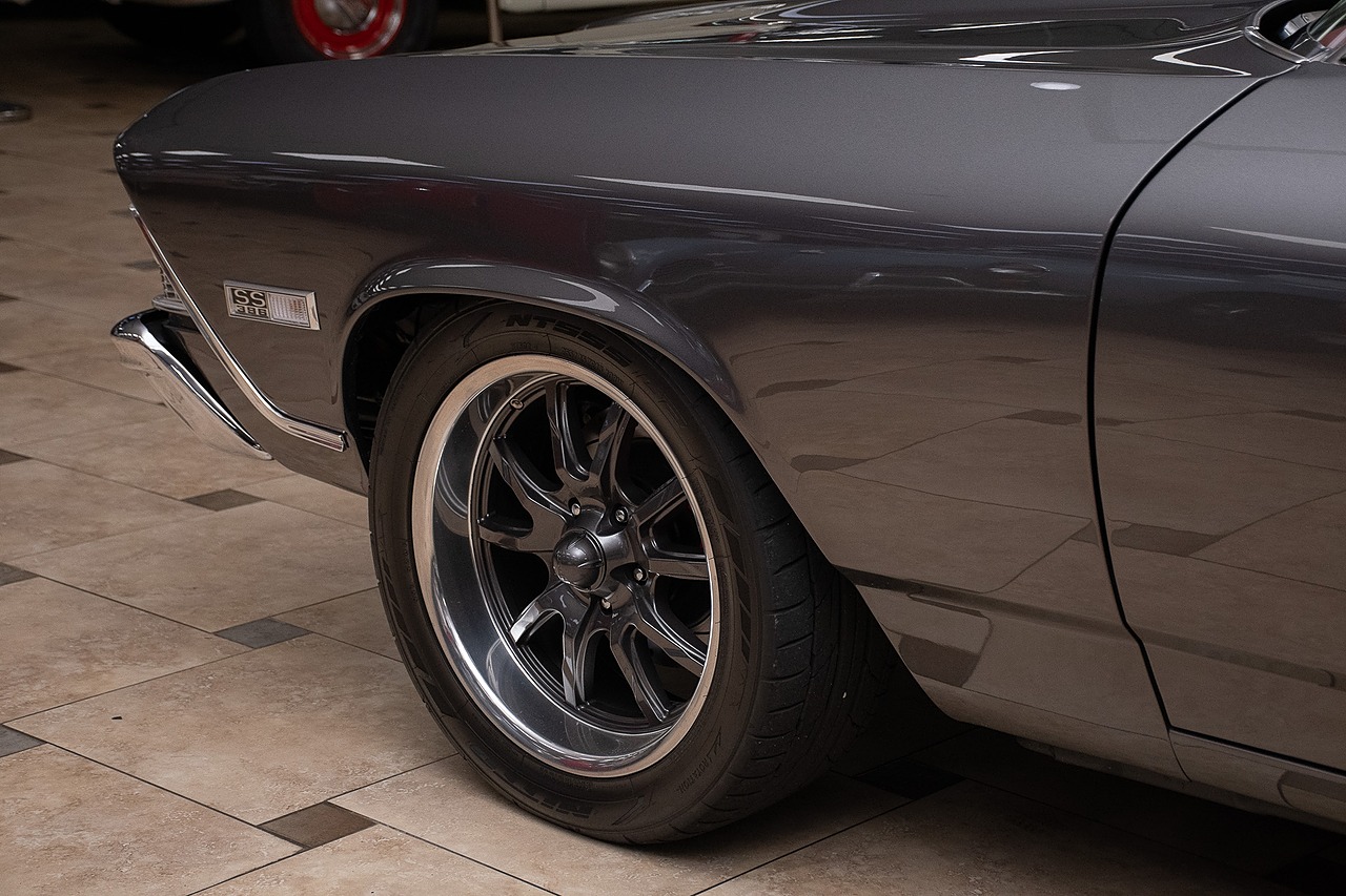 1968 Gray Metallic Chevrolet Chevelle Restomod - F.I. 496C.I. V8 Convertible