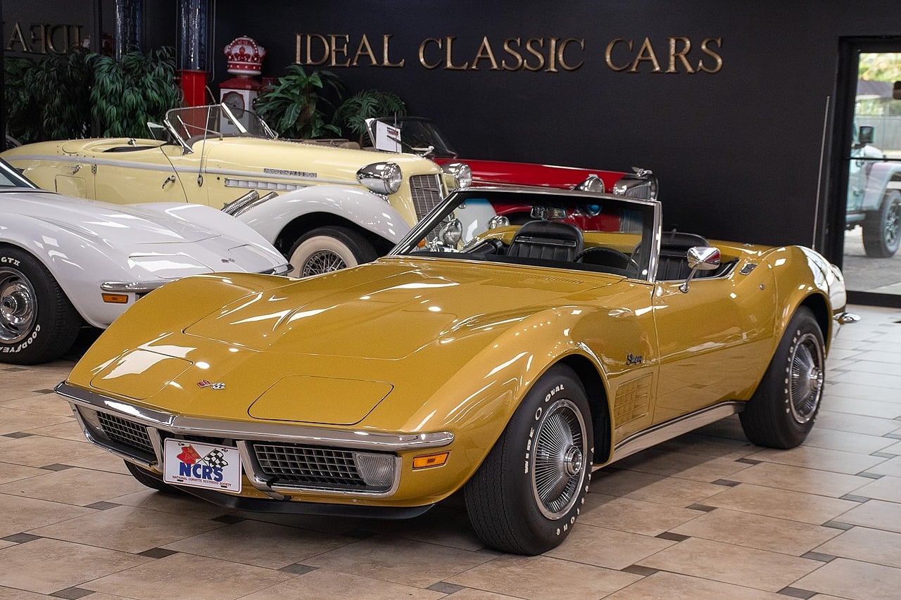 War Bonnet Yellow 1971 Chevrolet Corvette Coupe  Automatic