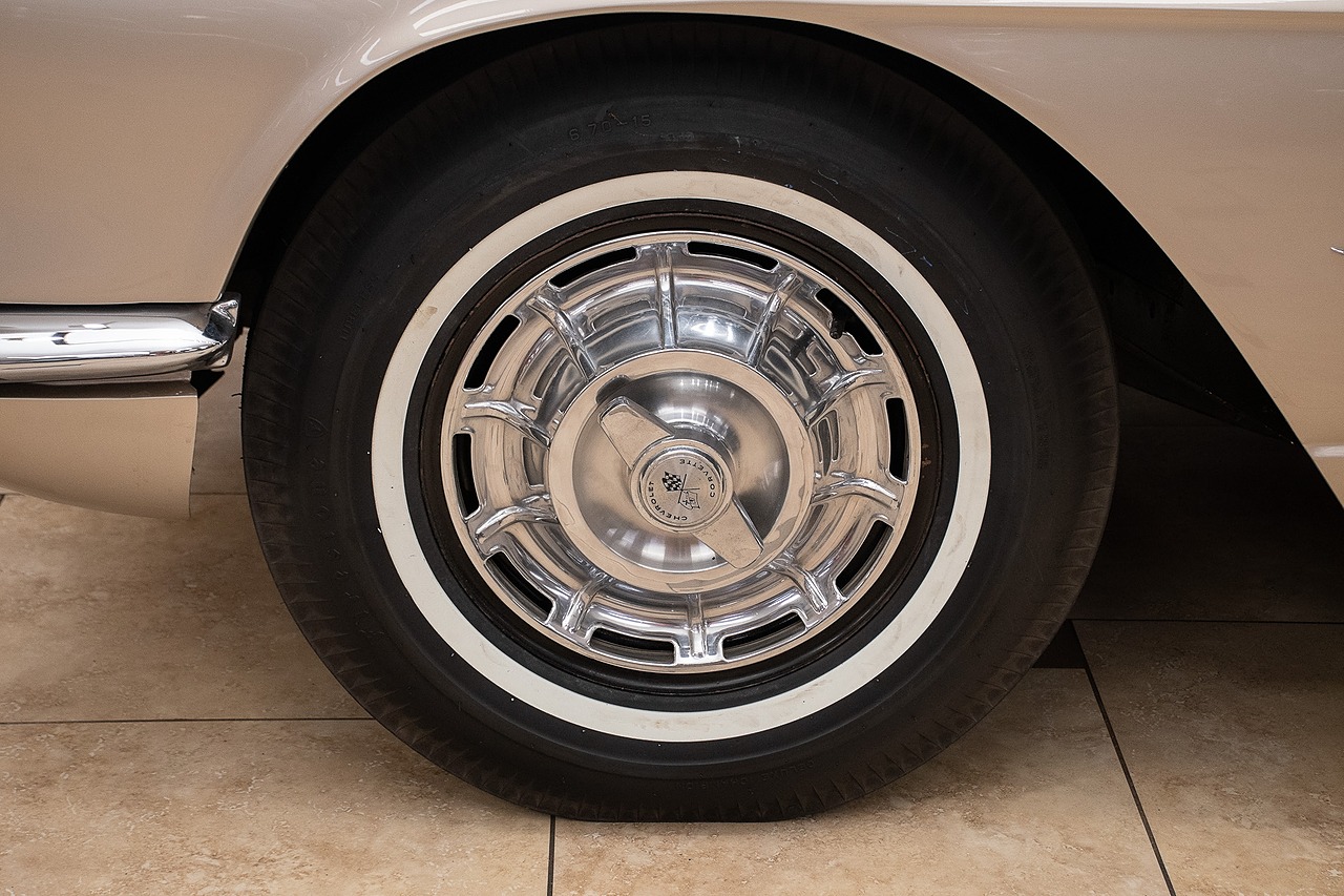 1962 Fawn Beige Chevrolet Corvette Convertible