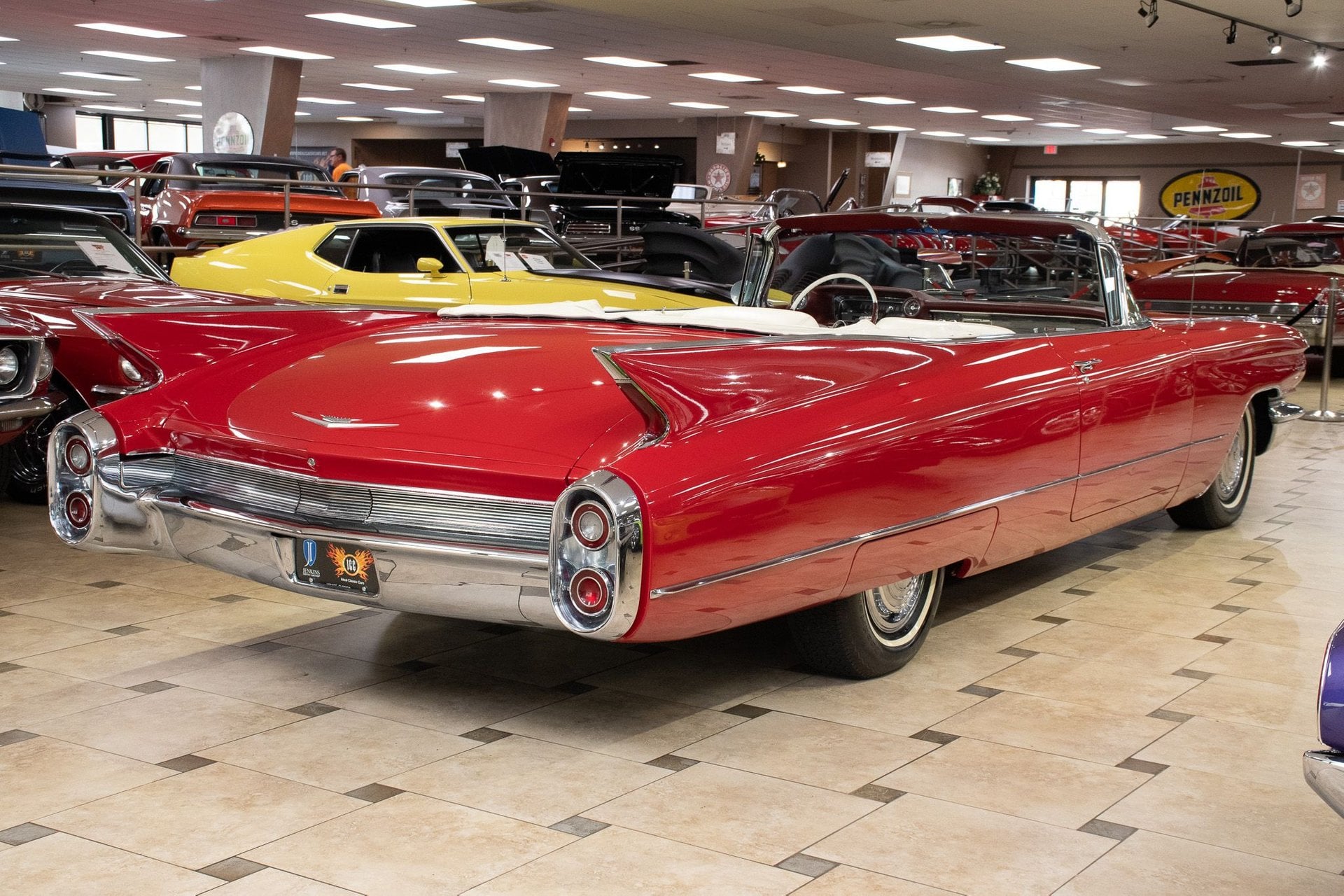 View vehicle photo 5