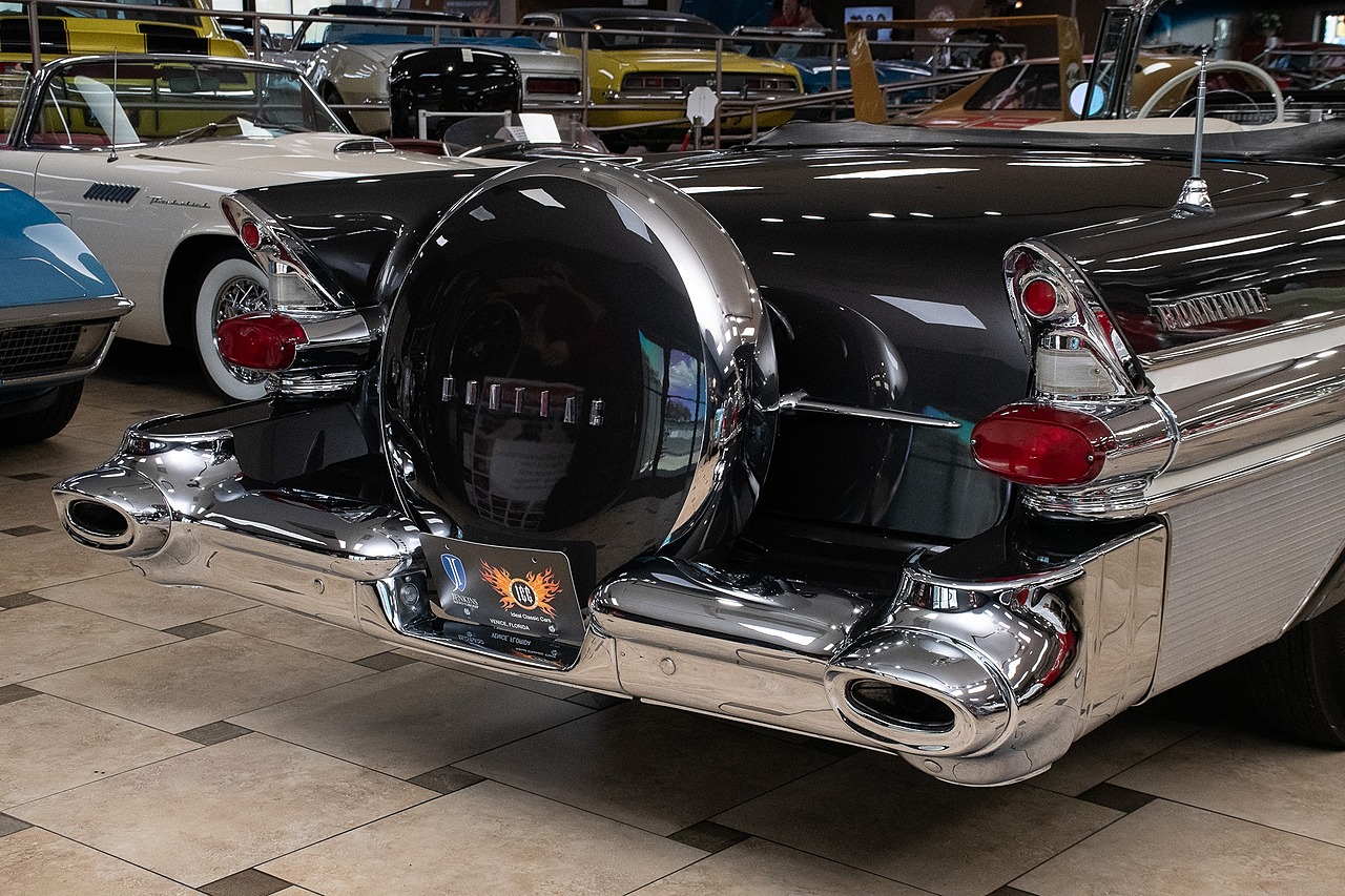 1957 Charcoal Gray Pontiac Bonneville