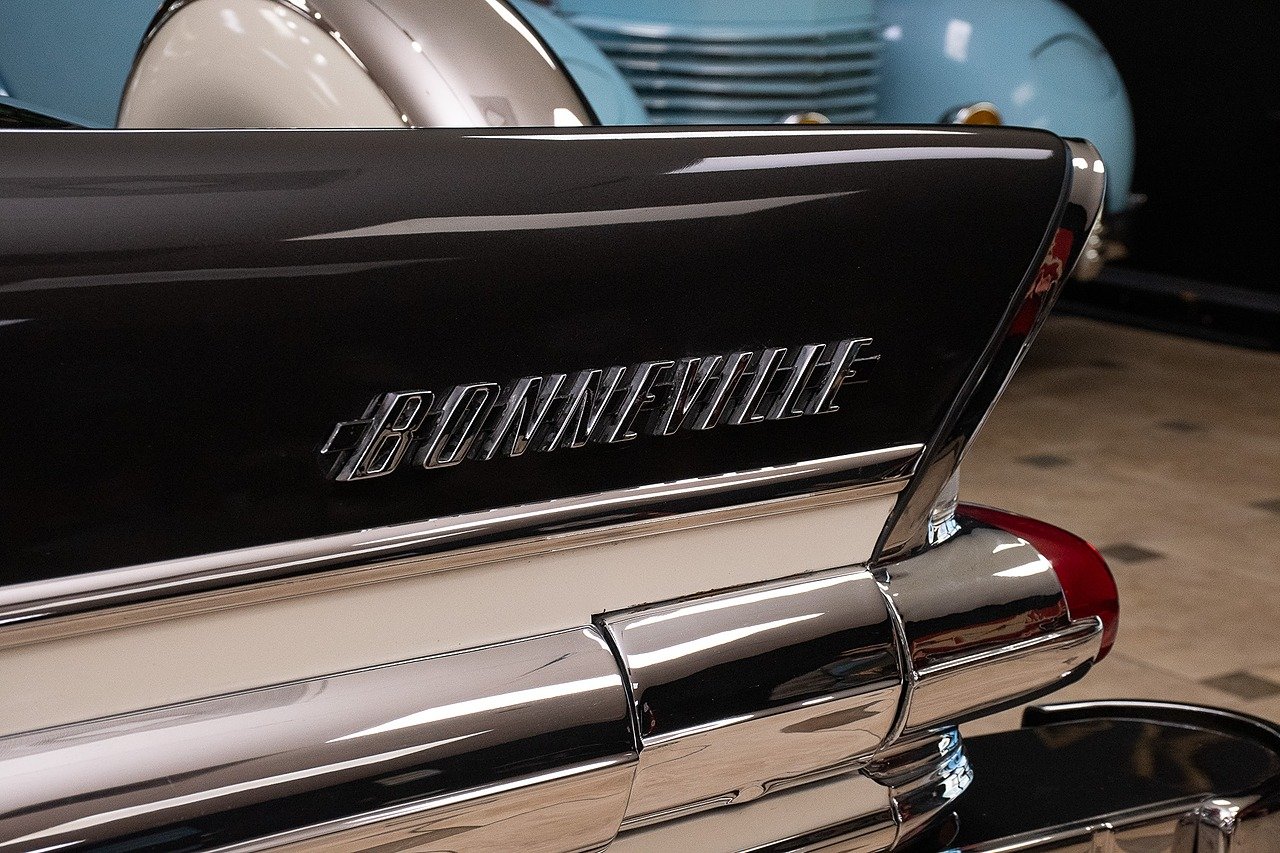 1957 Charcoal Gray Pontiac Bonneville