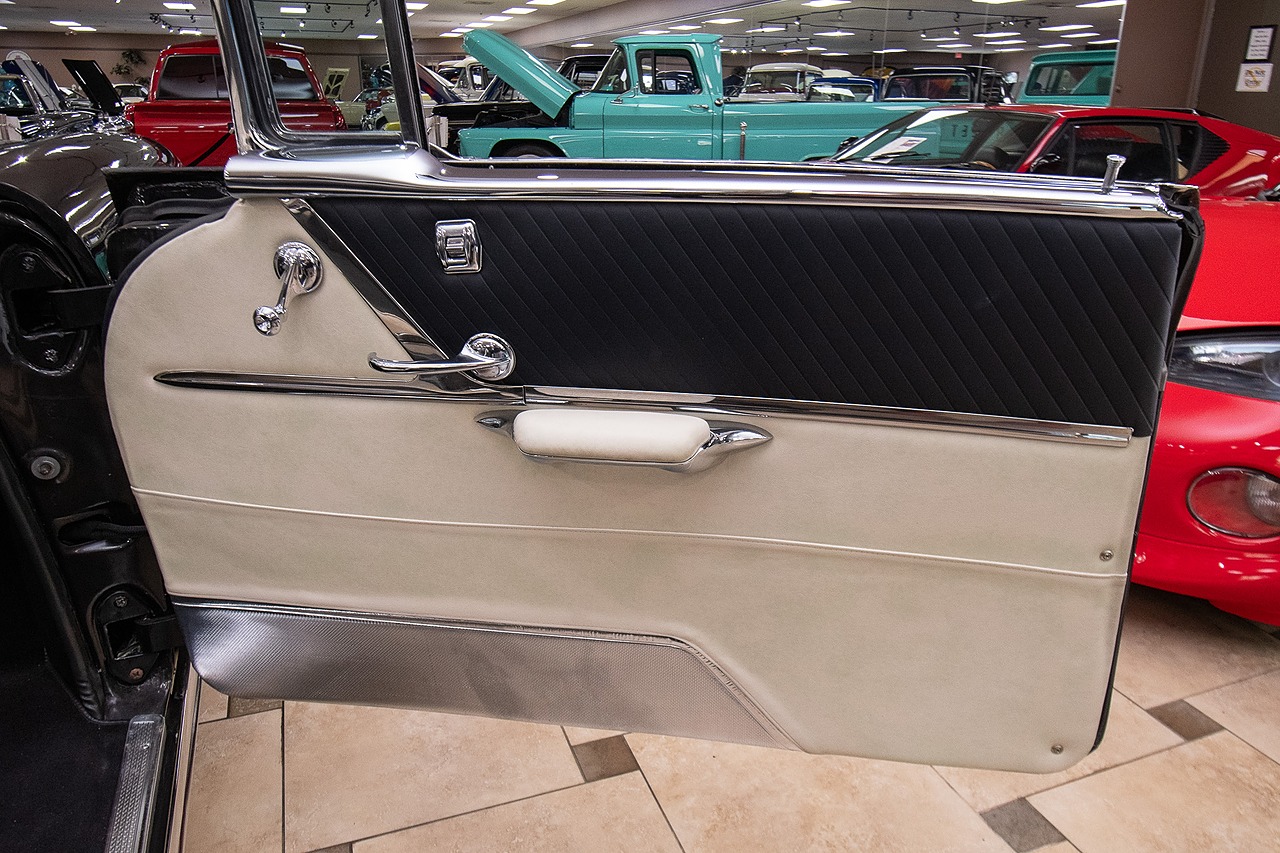 1957 Charcoal Gray Pontiac Bonneville