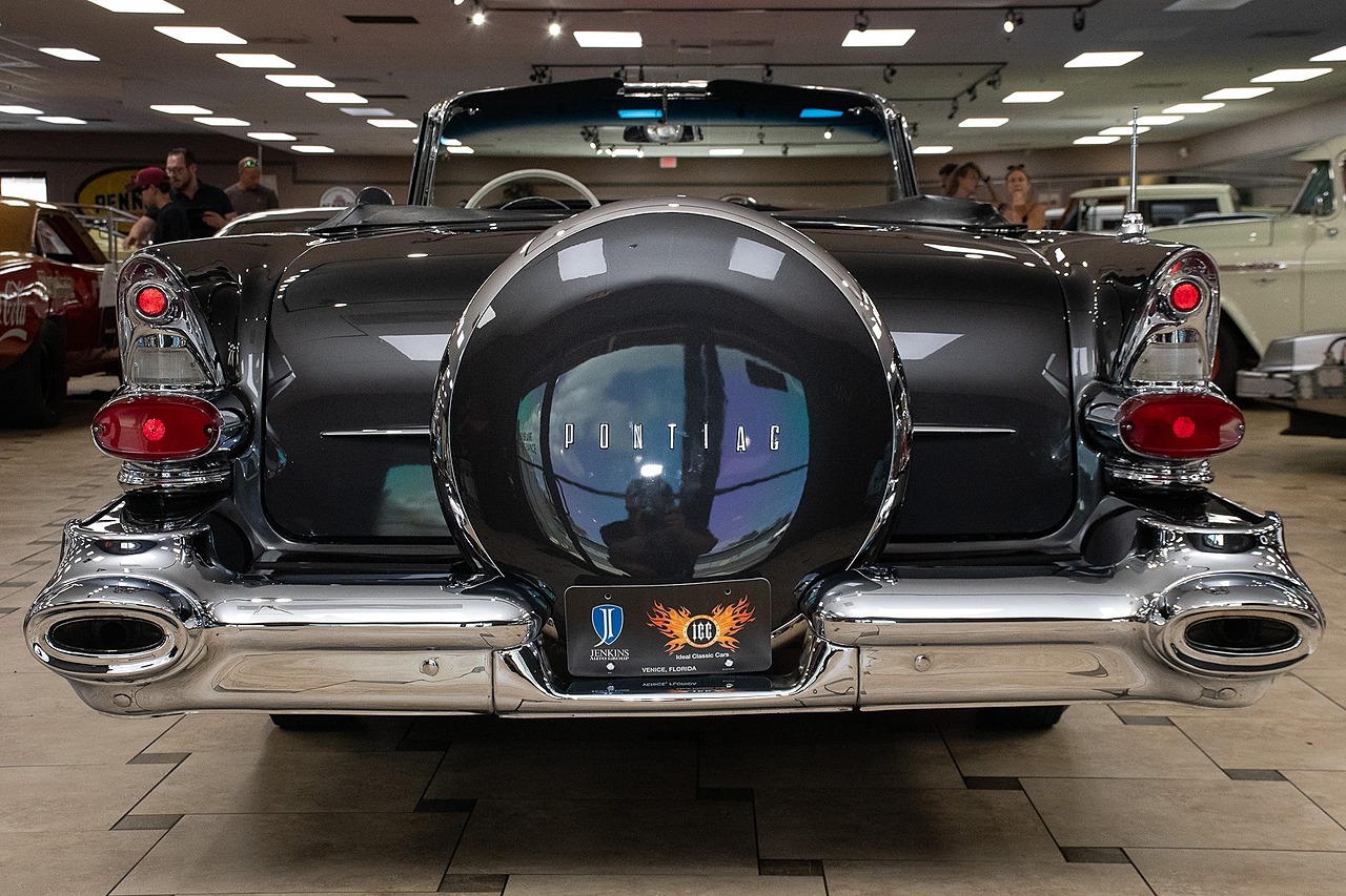 1957 Charcoal Gray Pontiac Bonneville