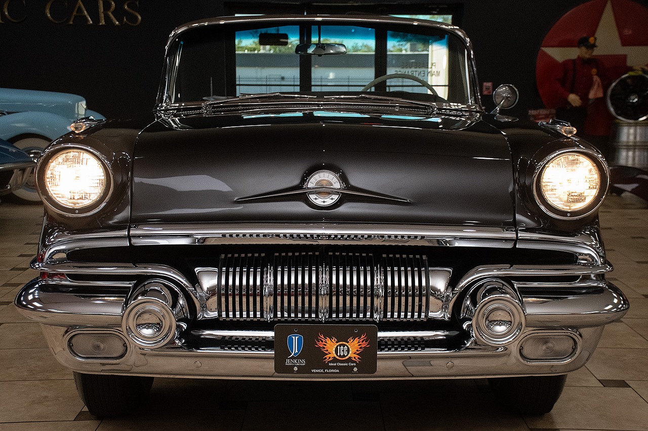 1957 Charcoal Gray Pontiac Bonneville
