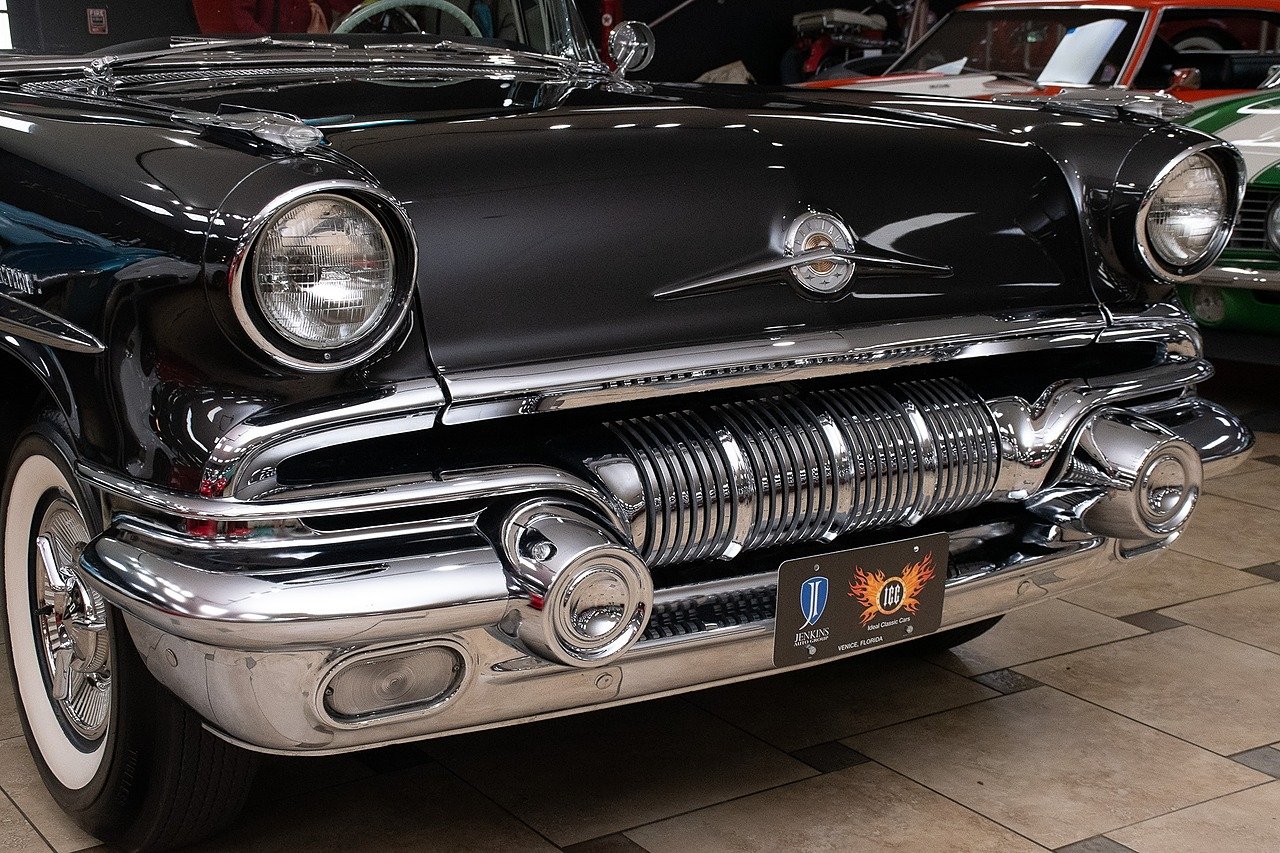 1957 Charcoal Gray Pontiac Bonneville