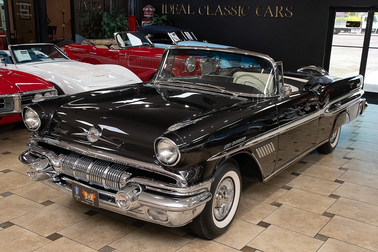 1957 Charcoal Gray Pontiac Bonneville