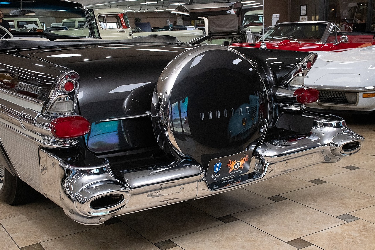 1957 Charcoal Gray Pontiac Bonneville