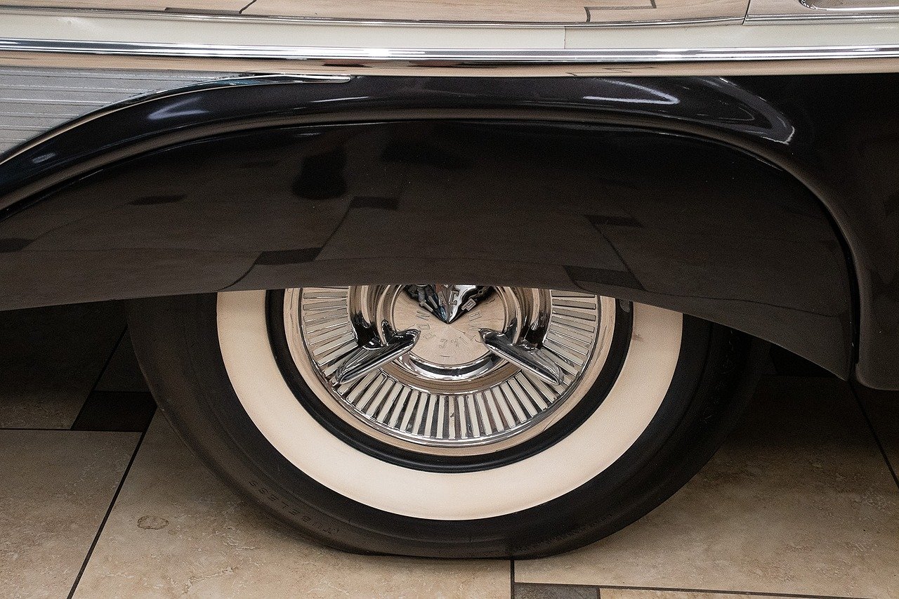 1957 Charcoal Gray Pontiac Bonneville