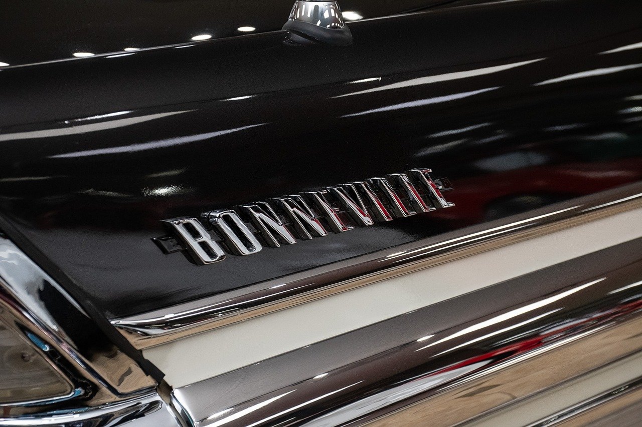 1957 Charcoal Gray Pontiac Bonneville