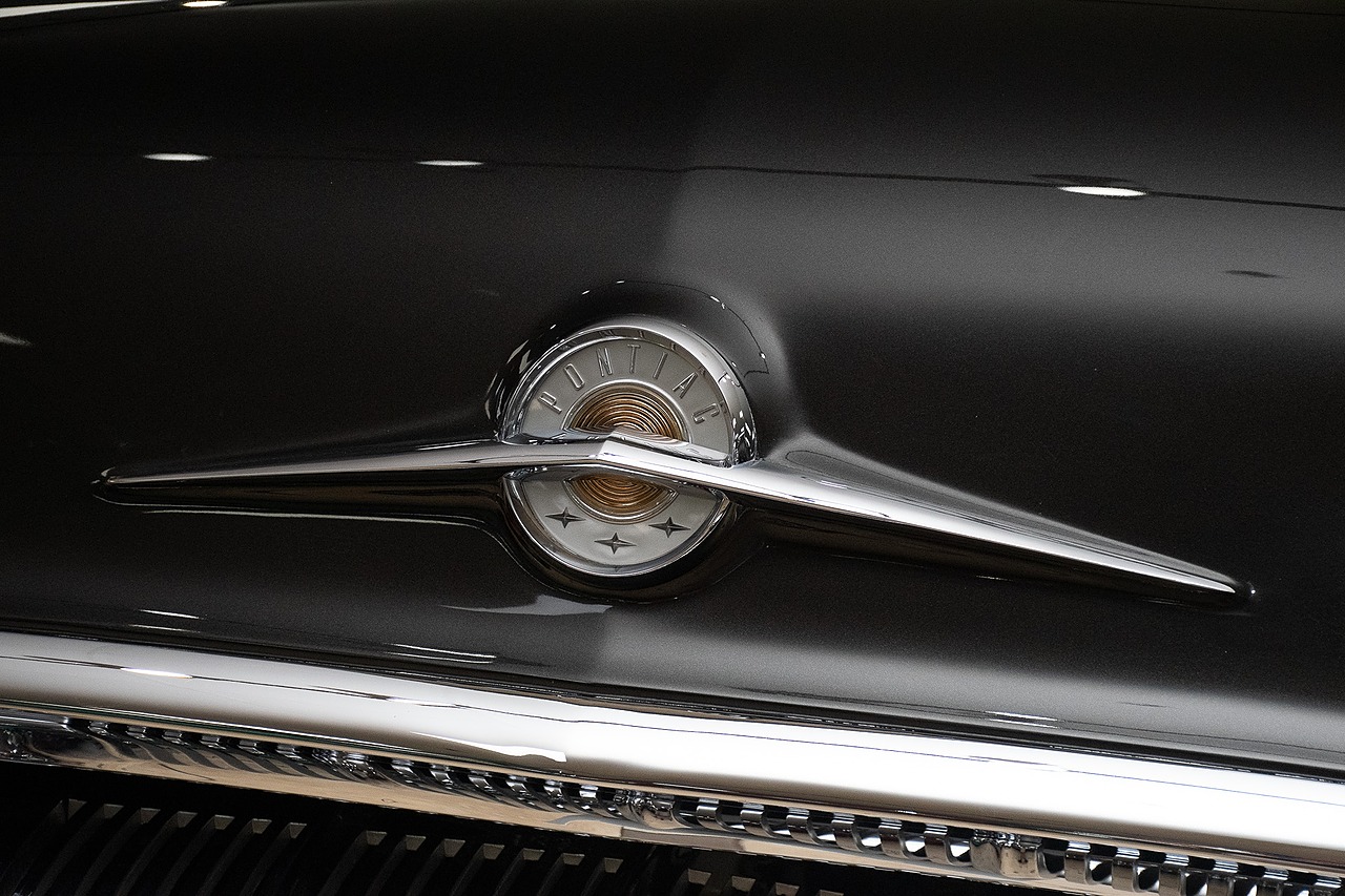 1957 Charcoal Gray Pontiac Bonneville