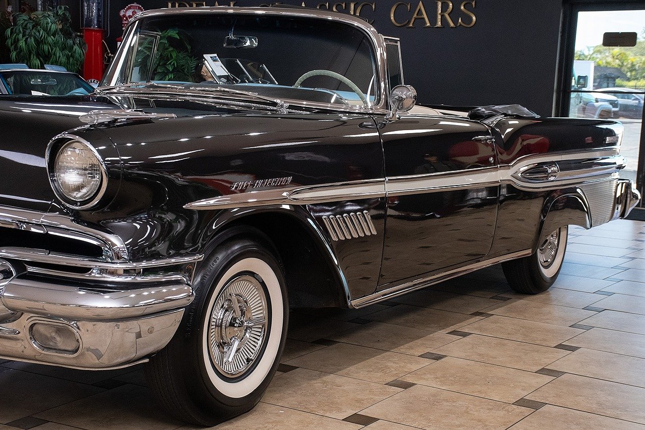 1957 Charcoal Gray Pontiac Bonneville