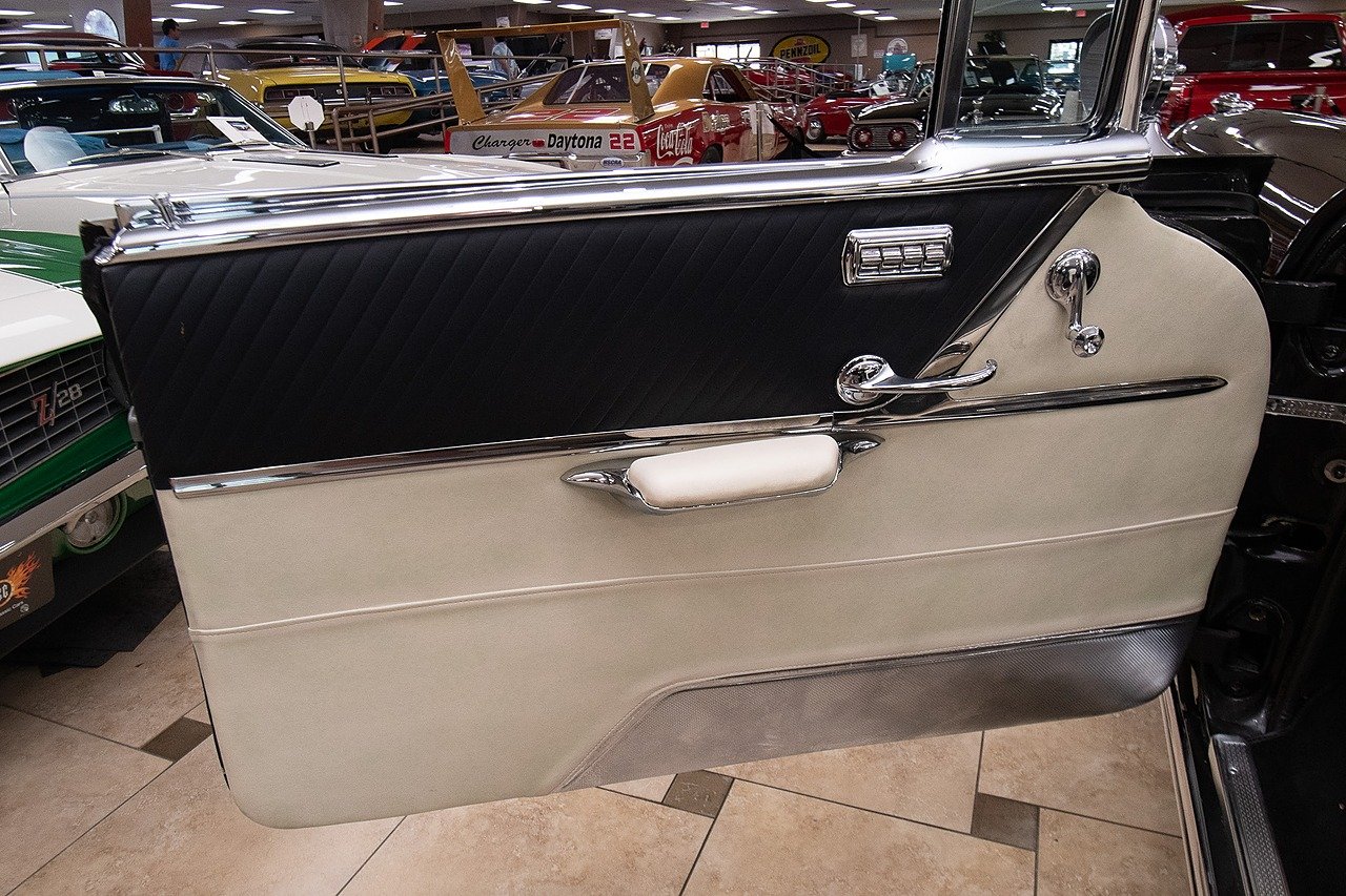 1957 Charcoal Gray Pontiac Bonneville