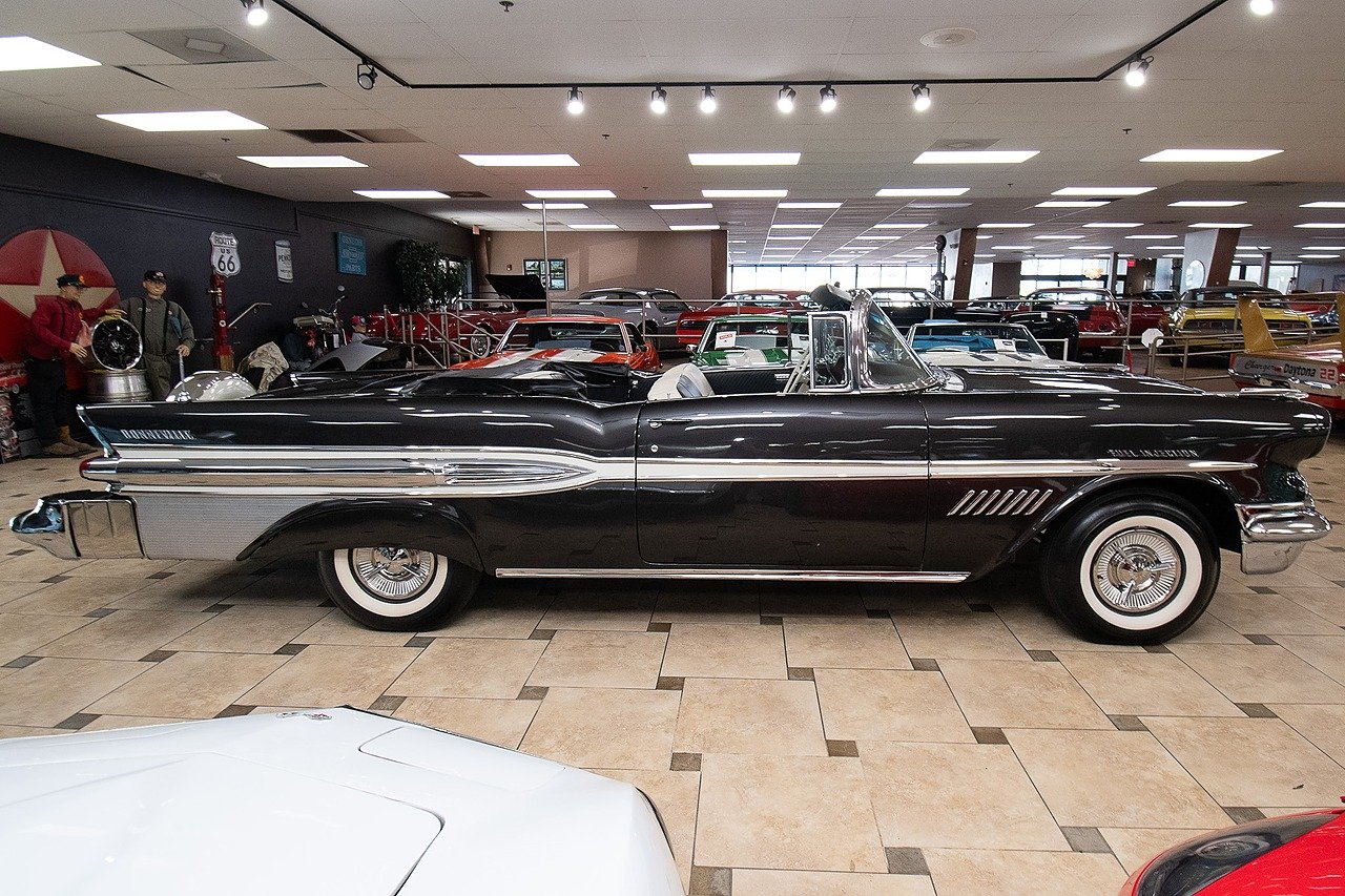 1957 Charcoal Gray Pontiac Bonneville