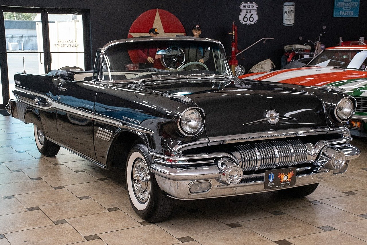 1957 Charcoal Gray Pontiac Bonneville