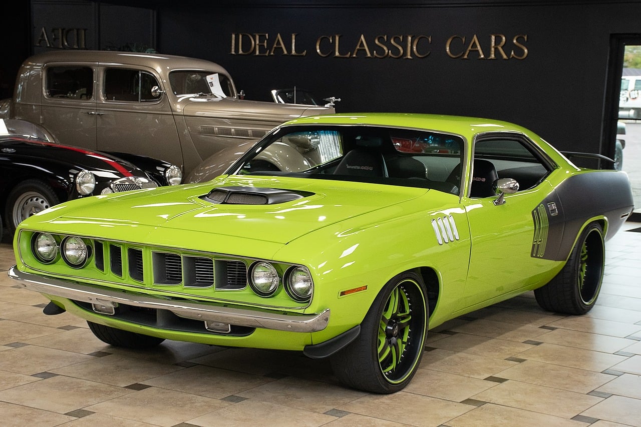 Limelight 1971 Plymouth Barracuda Coupe 5-Speed Manual