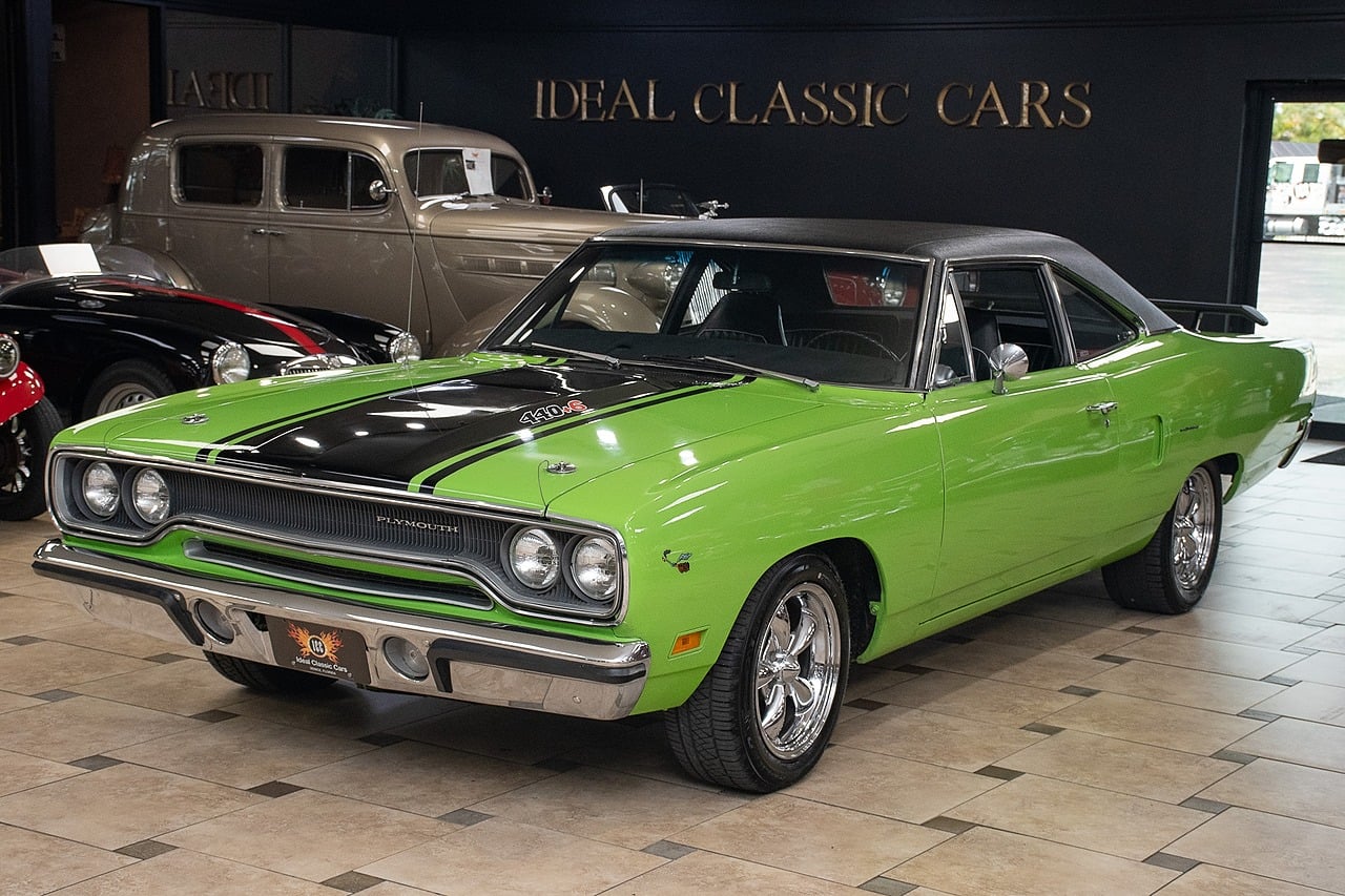 Limelight 1970 Plymouth Road Runner Coupe 5-Speed Manual