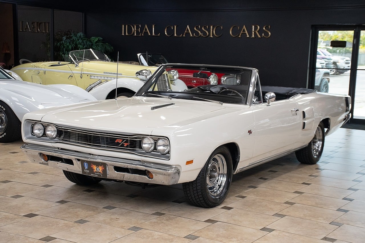 W1 White 1969 Dodge Coronet Automatic